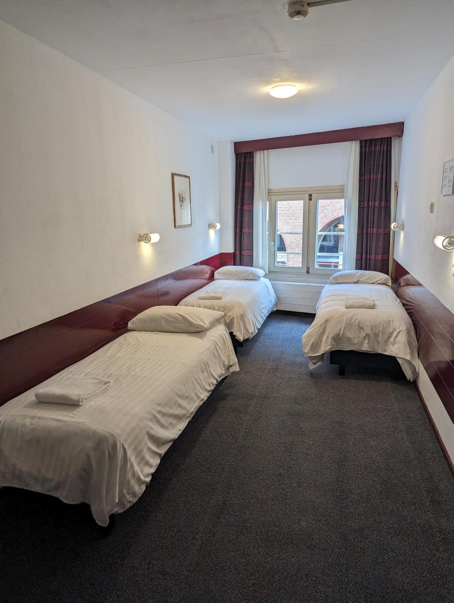 אמסטרדם Budget Hotel Ben מראה חיצוני תמונה
