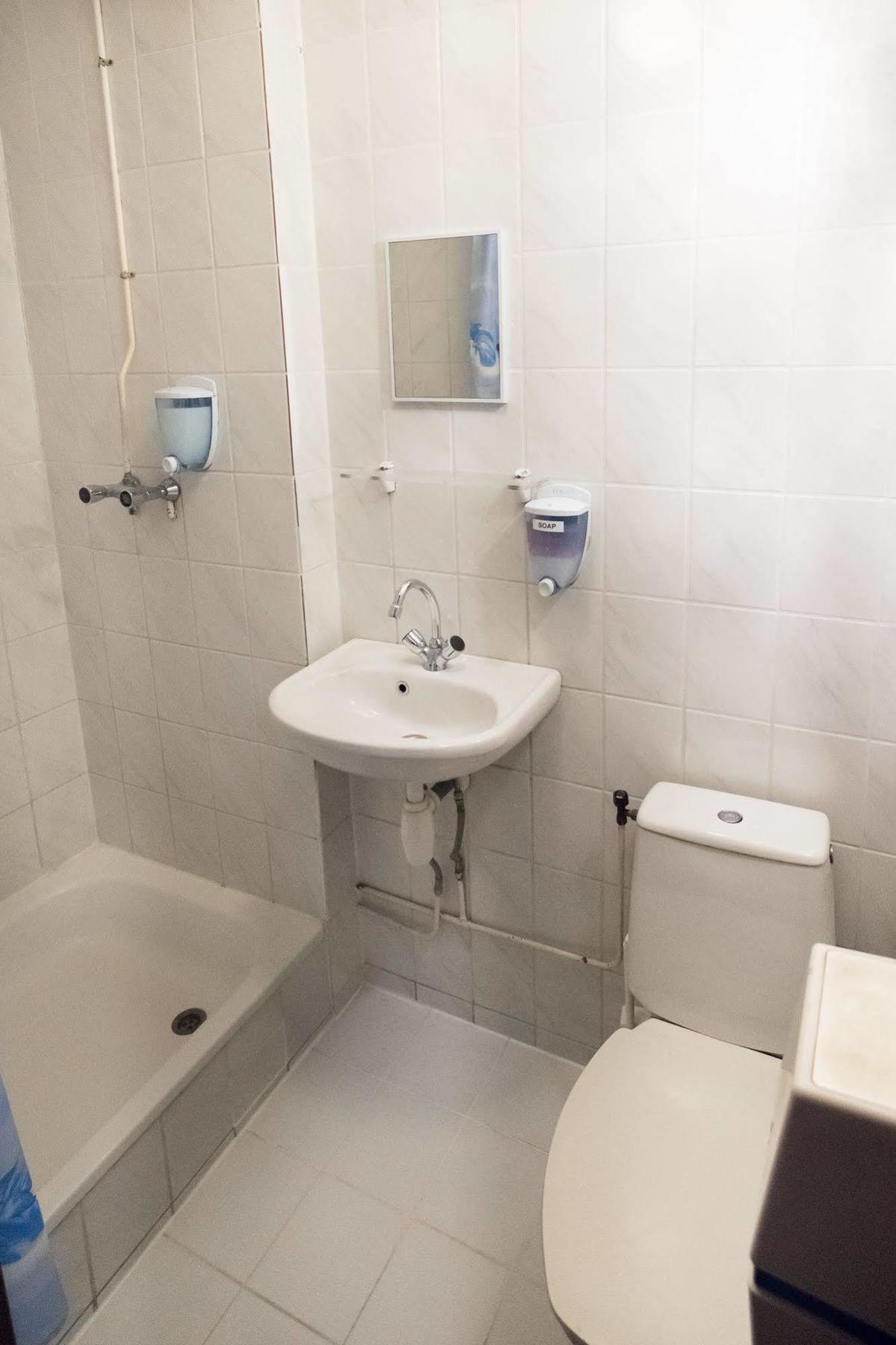 אמסטרדם Budget Hotel Ben מראה חיצוני תמונה