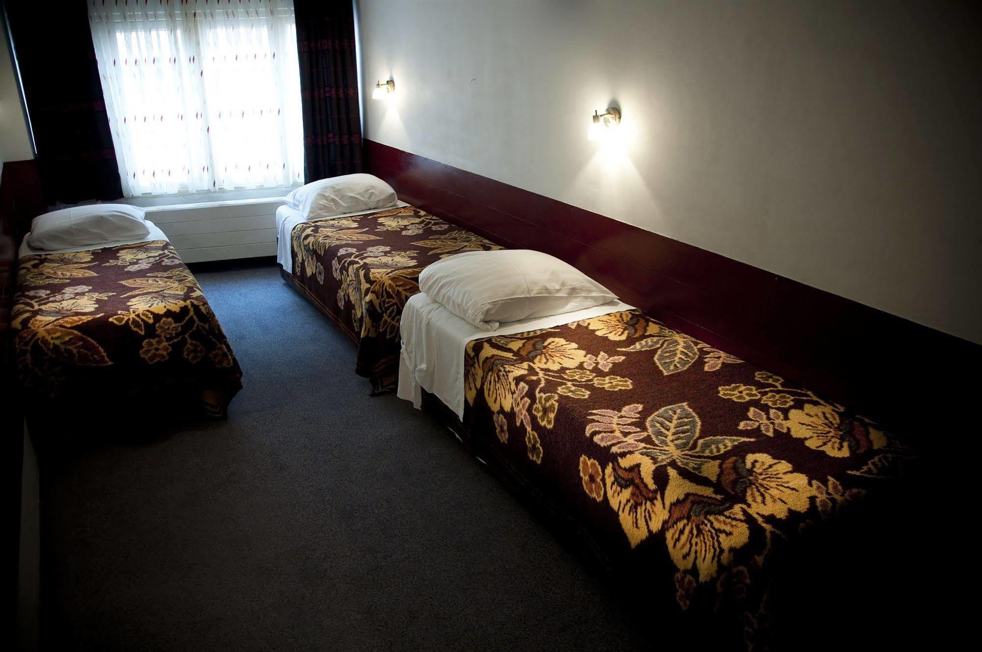 אמסטרדם Budget Hotel Ben מראה חיצוני תמונה